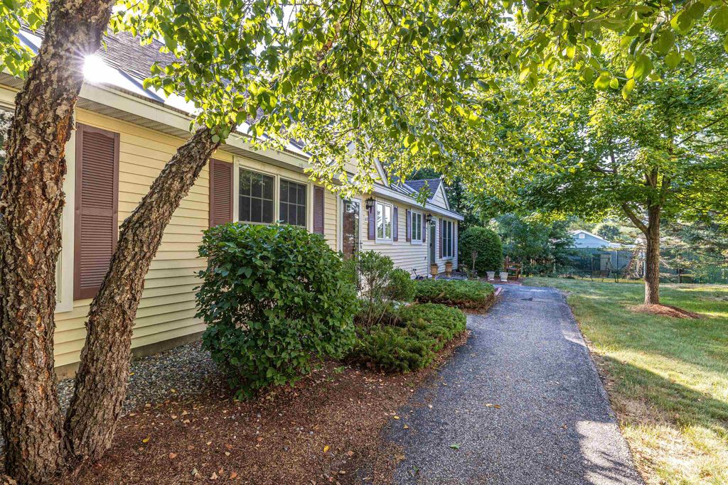 Photo of 45 Bog Road #A 5, Concord, NH 03303 (MLS # 5086595)