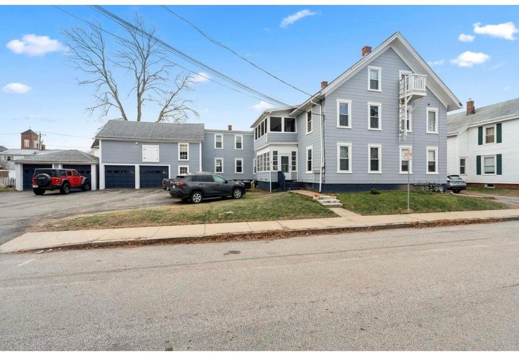 Photo of 26 Lincoln Street #A, Dover, NH 03820 (MLS # 5057306)