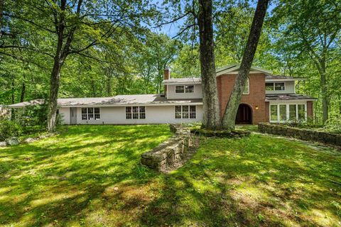 28 Olde Lantern Road Bedford NH 03110