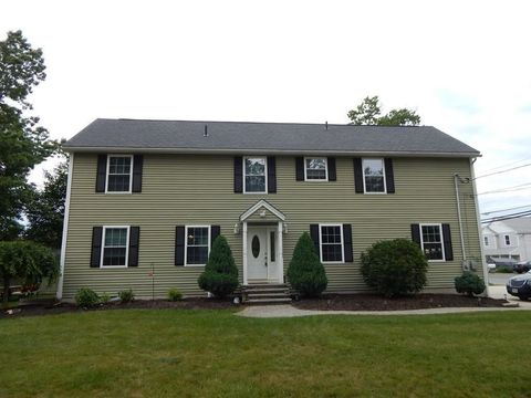 28 SHORE Drive Salem NH 03079