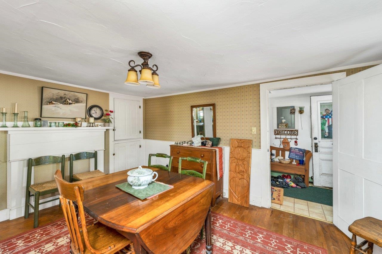 Pembroke, New Hampshire 03275, United States, 3 Bedrooms Bedrooms, ,2 BathroomsBathrooms,Residential,Active,210230