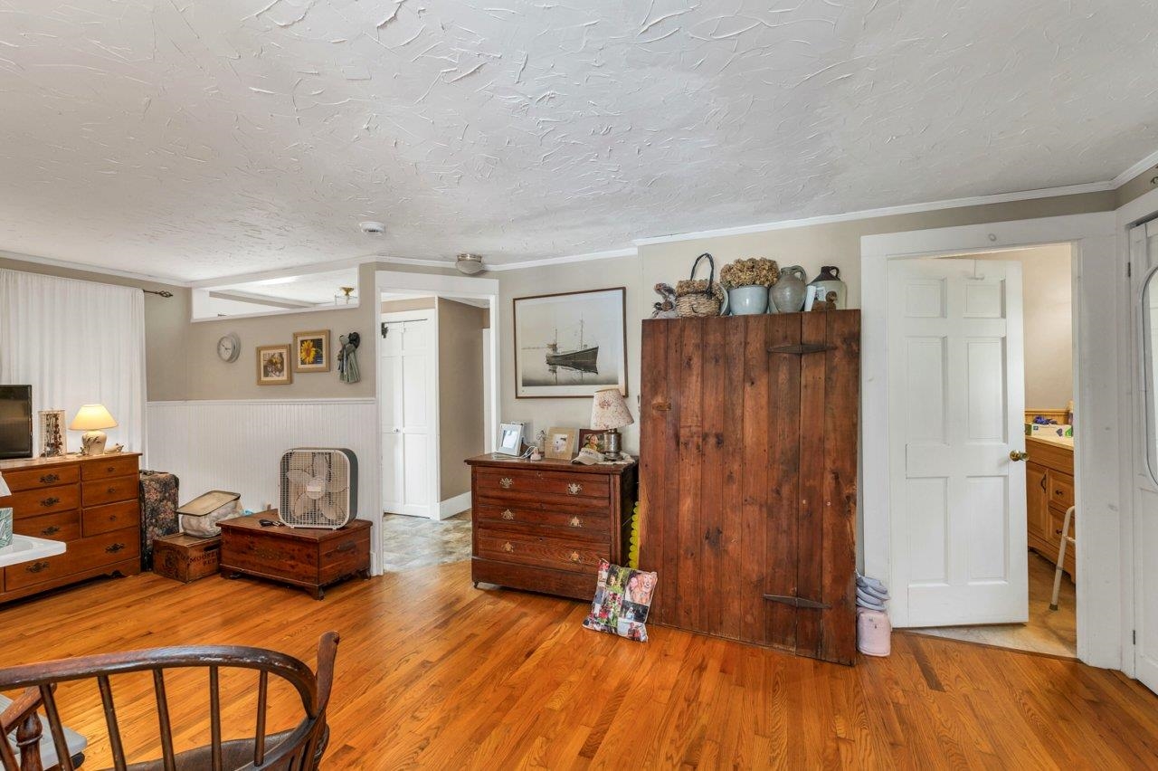 Pembroke, New Hampshire 03275, United States, 3 Bedrooms Bedrooms, ,2 BathroomsBathrooms,Residential,Active,210230