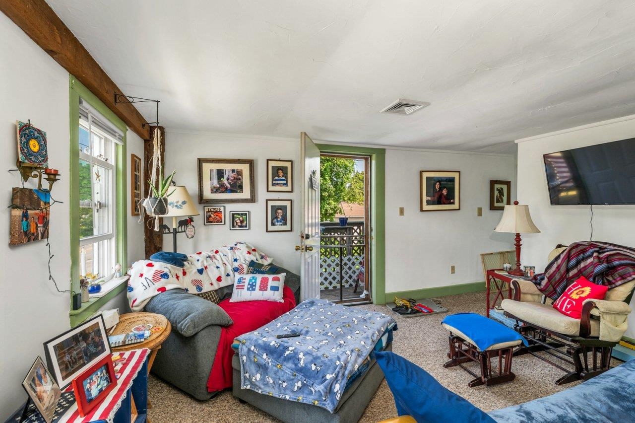 Pembroke, New Hampshire 03275, United States, 3 Bedrooms Bedrooms, ,2 BathroomsBathrooms,Residential,Active,210230