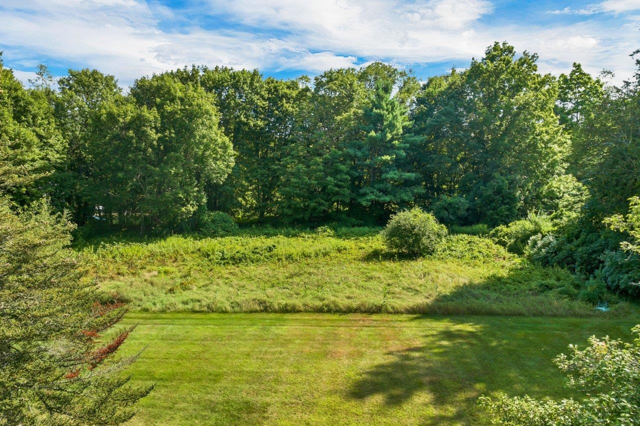 Pembroke, New Hampshire 03275, United States, 3 Bedrooms Bedrooms, ,2 BathroomsBathrooms,Residential,Active,210230