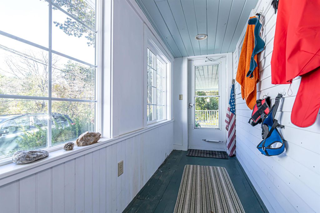 Photo of 41 School Street, Warner, NH 03278 (MLS # 5065072)