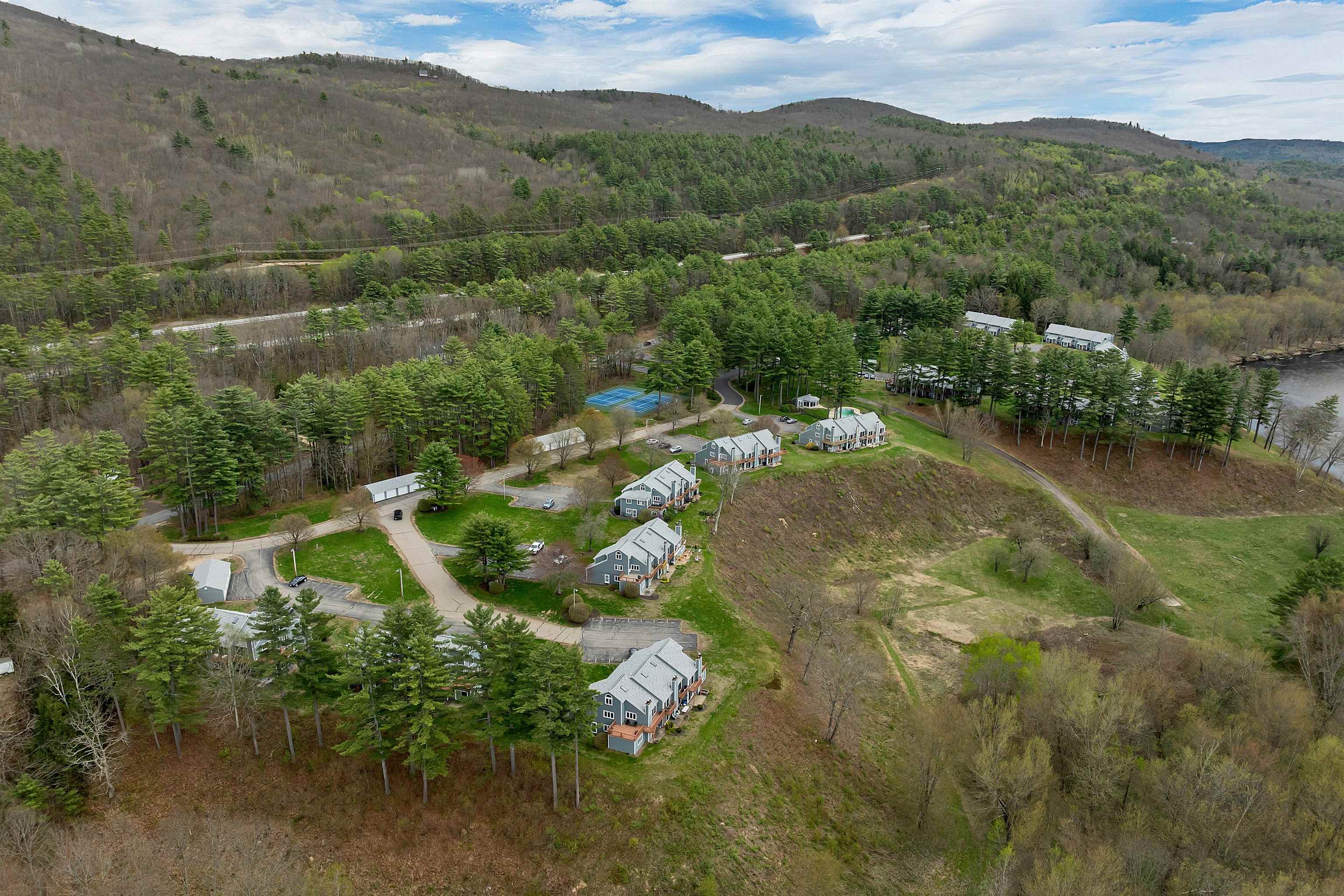 10 Vista Drive 82
