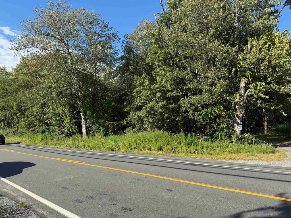 Photo of 144 Rockingham Road, Derry, NH 03038 (MLS # 5058315)