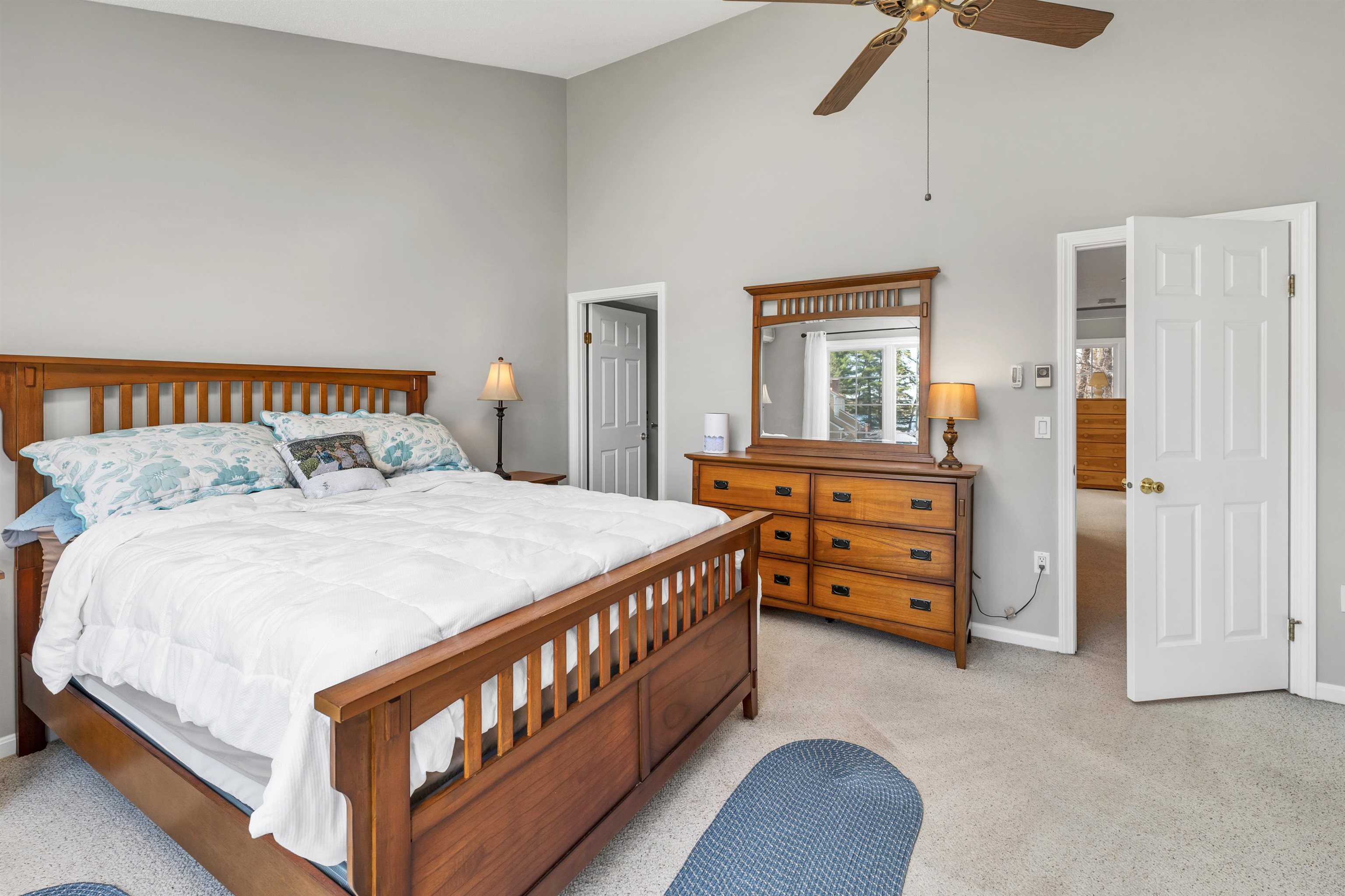 Ossipee, New Hampshire 03814, United States, 2 Bedrooms Bedrooms, ,4 BathroomsBathrooms,Residential,Active,83841