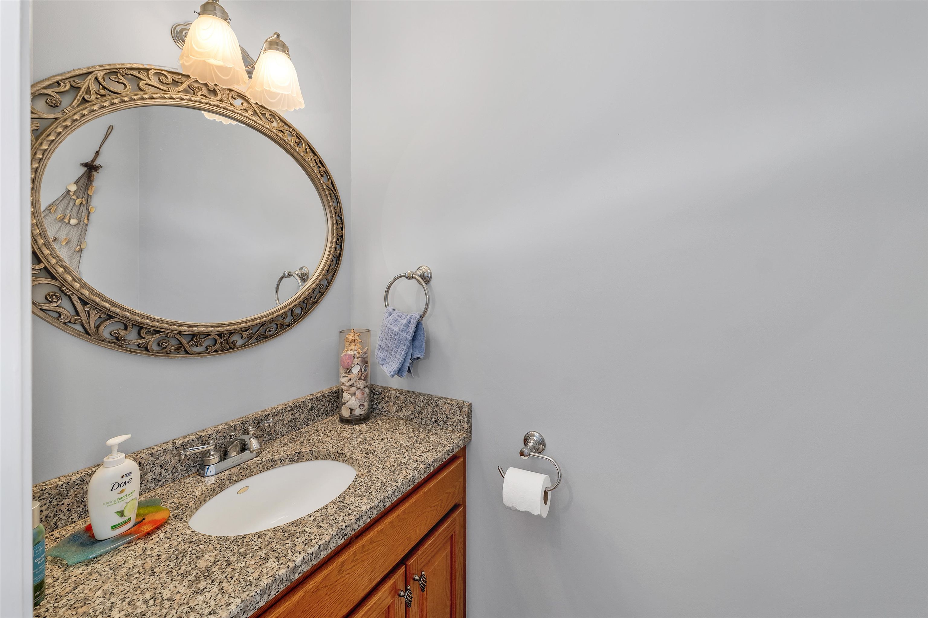 Ossipee, New Hampshire 03814, United States, 2 Bedrooms Bedrooms, ,4 BathroomsBathrooms,Residential,Active,83841