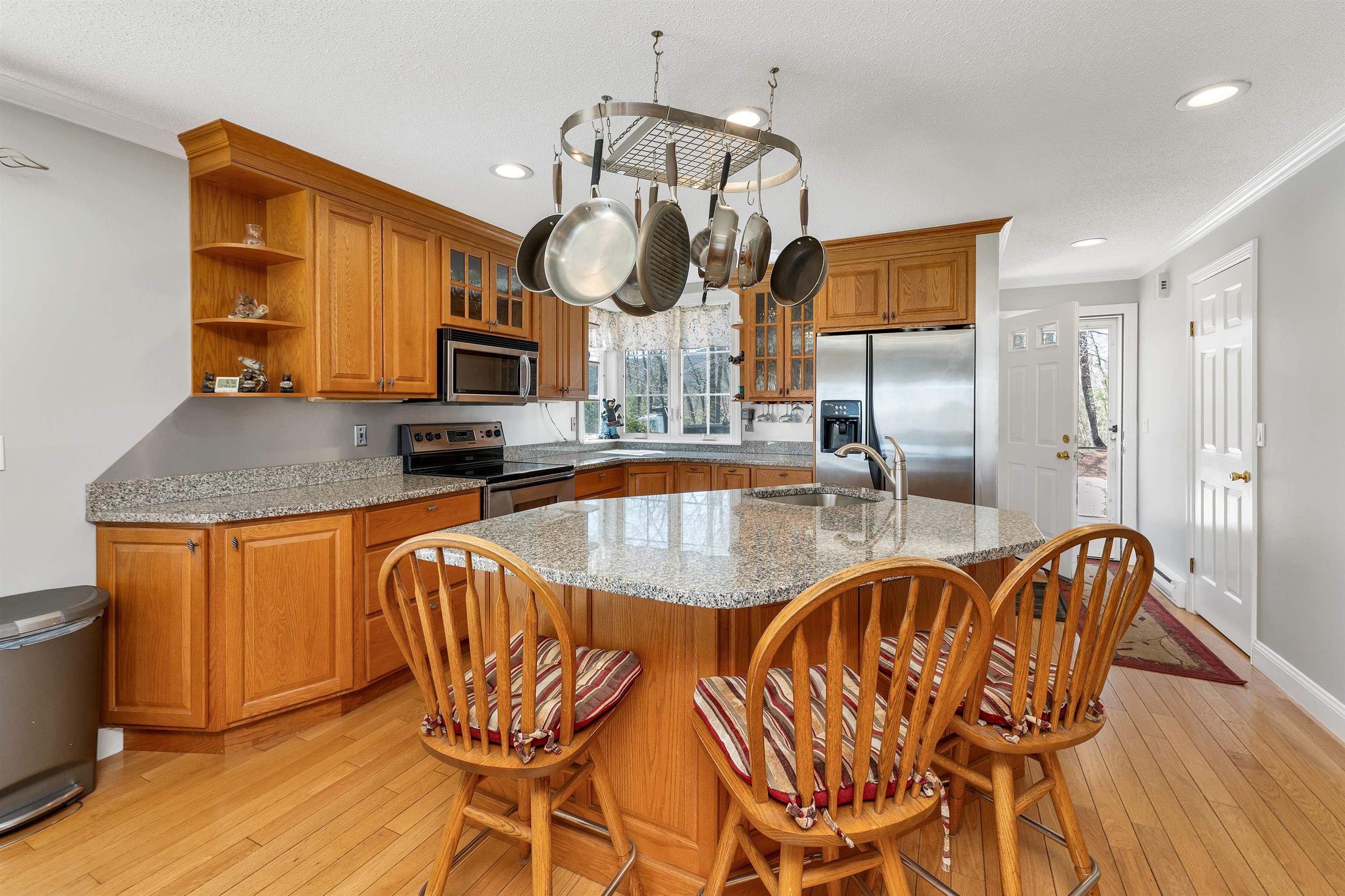 Ossipee, New Hampshire 03814, United States, 2 Bedrooms Bedrooms, ,4 BathroomsBathrooms,Residential,Active,83841