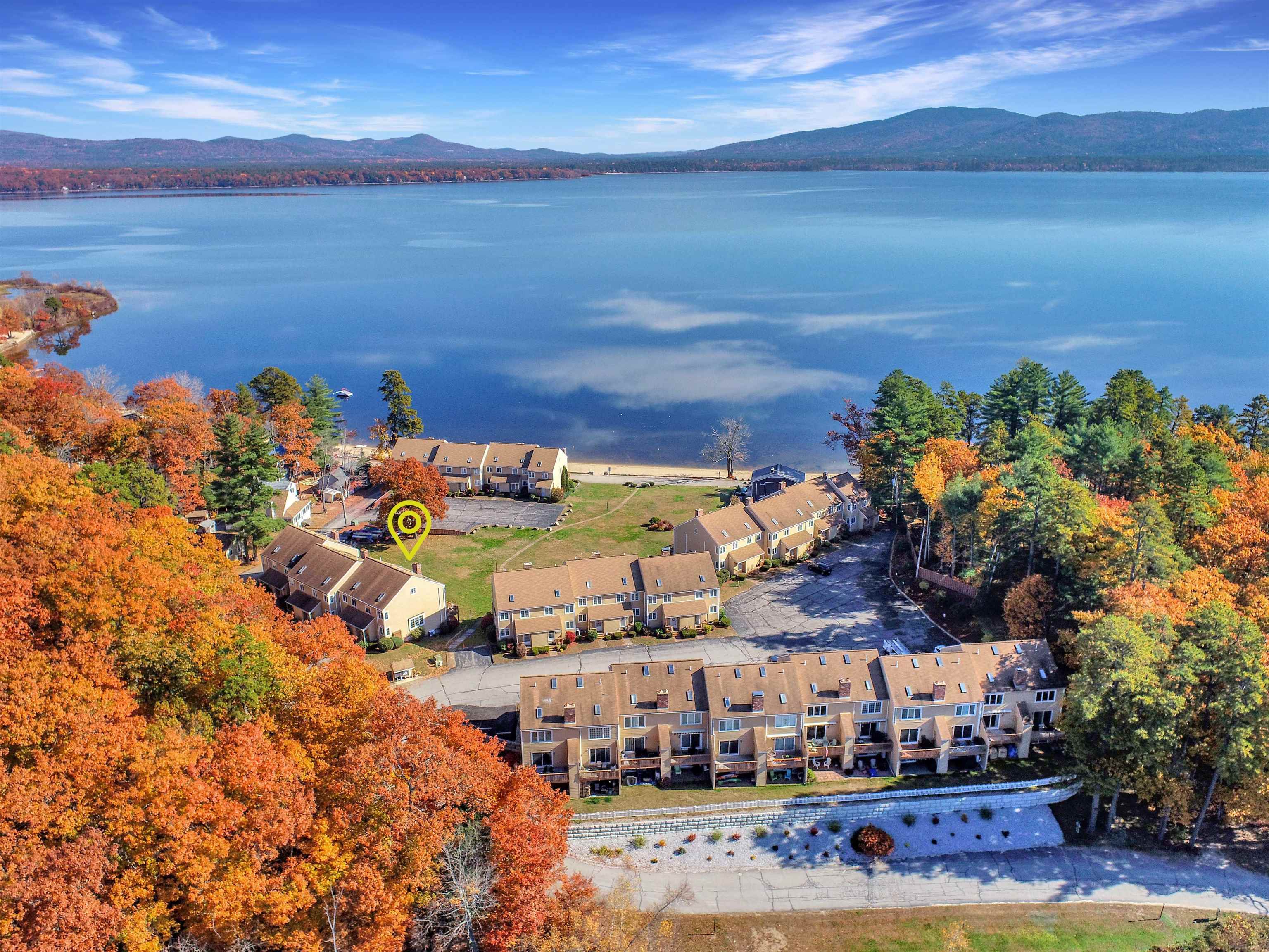 Ossipee, New Hampshire 03814, United States, 2 Bedrooms Bedrooms, ,4 BathroomsBathrooms,Residential,Active,83841