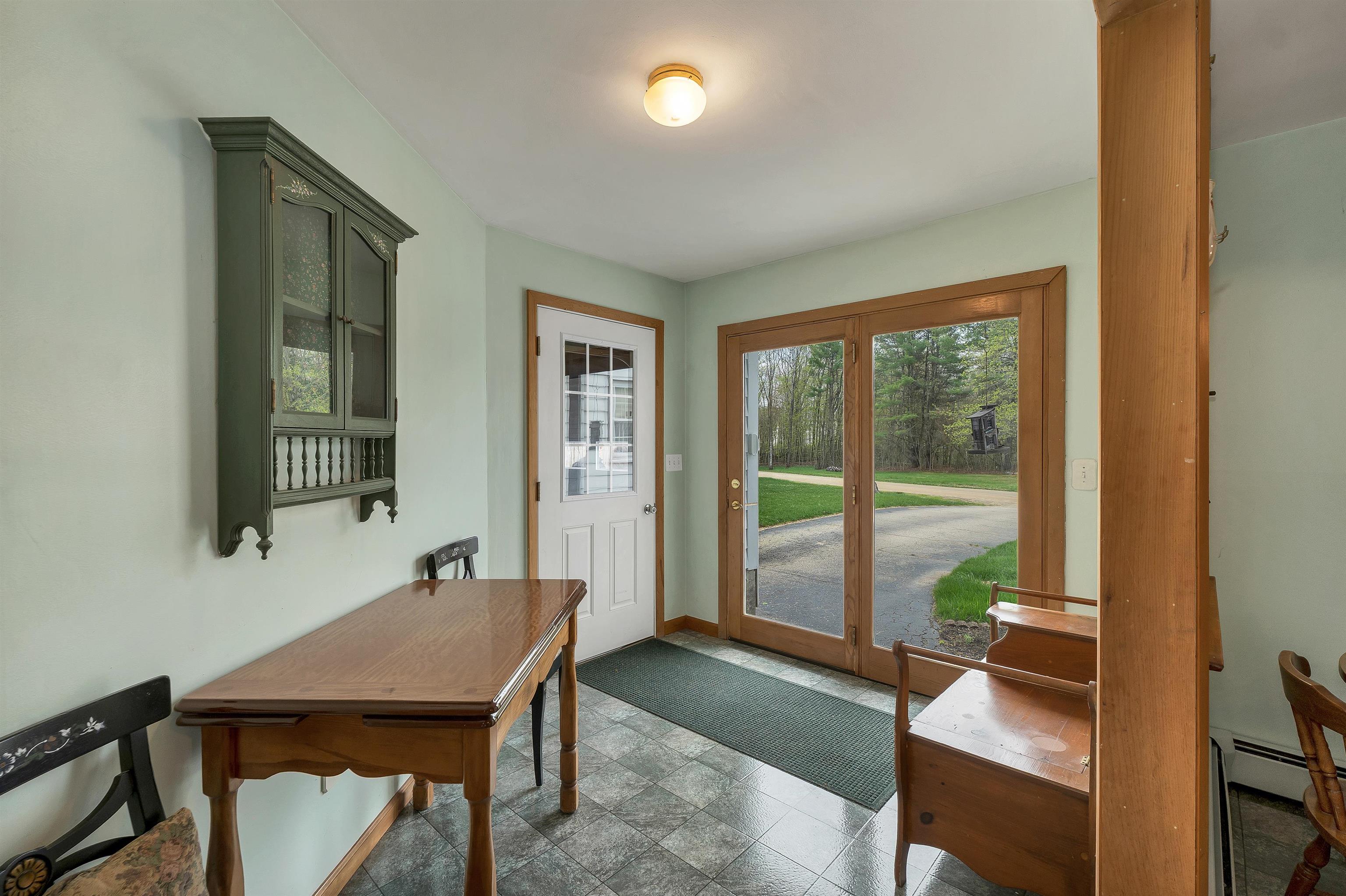 5 Meadow Drive