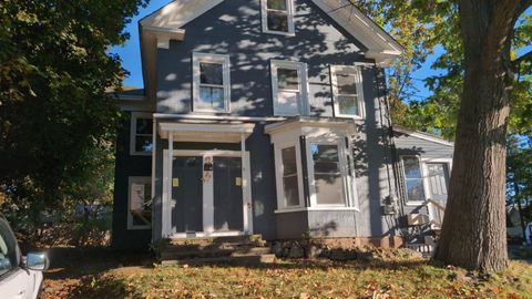 33 Avery Street Laconia NH 03246