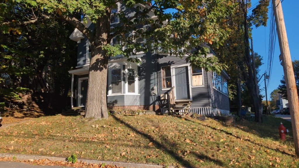 Photo of 33 Avery Street, Laconia, NH 03246 (MLS # 5065753)