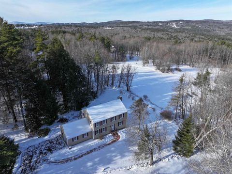 Photo of 33 Dogwood Lane, New London, NH 03257 (MLS # 5073984)