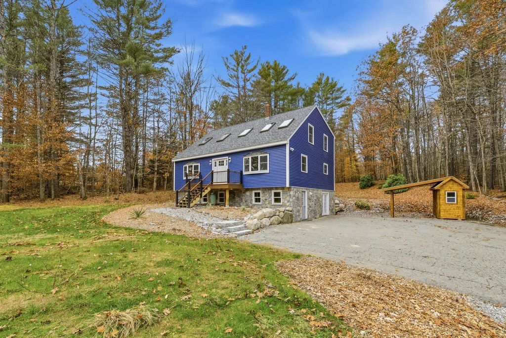 Photo of 532 Frank C Gilman Highway, Alton, NH 03809 (MLS # 5086107)