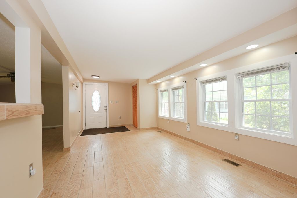 Photo of 25 Cheryl Drive, Concord, NH 03303 (MLS # 5073336)