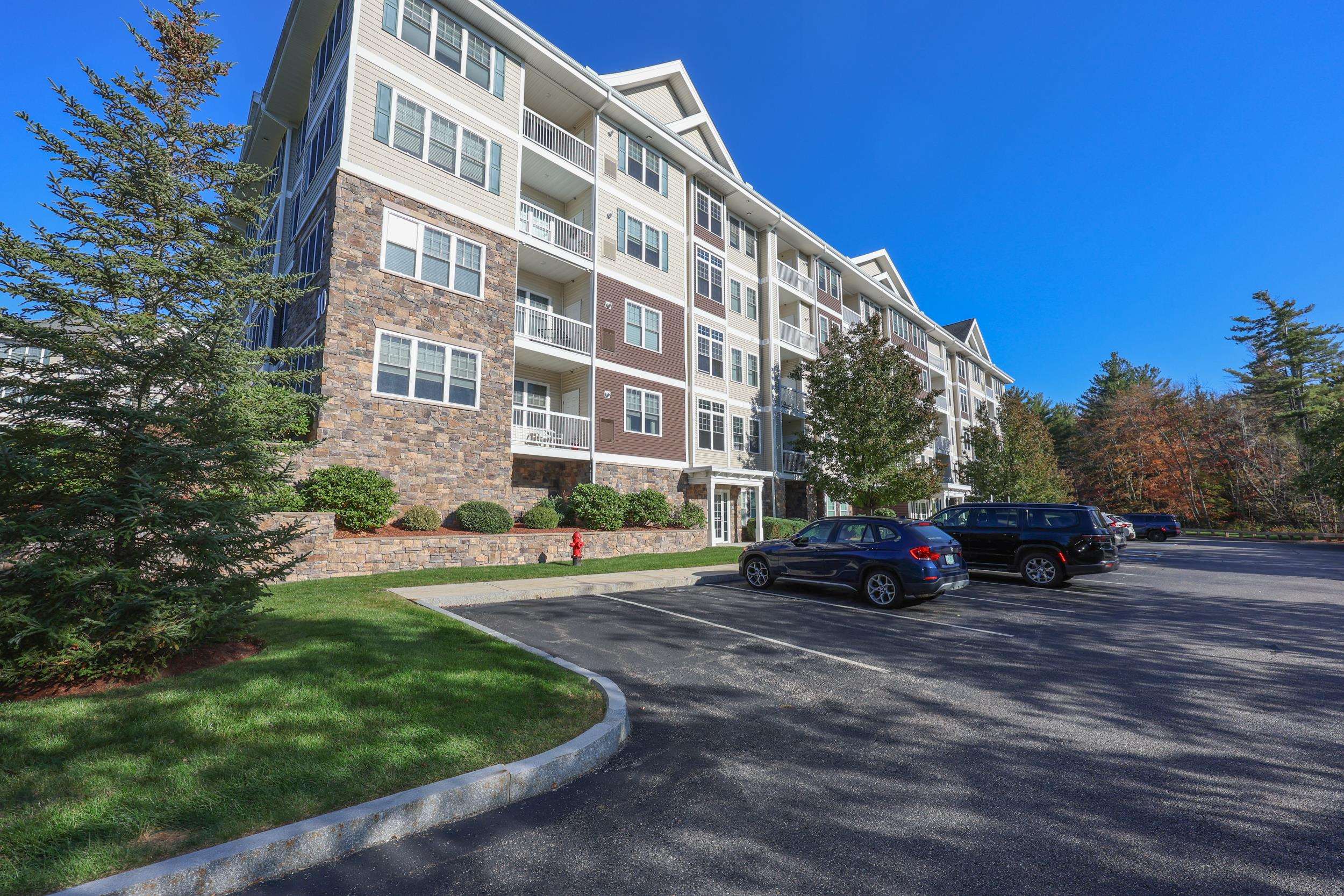 10 Braemoor Woods Road 202