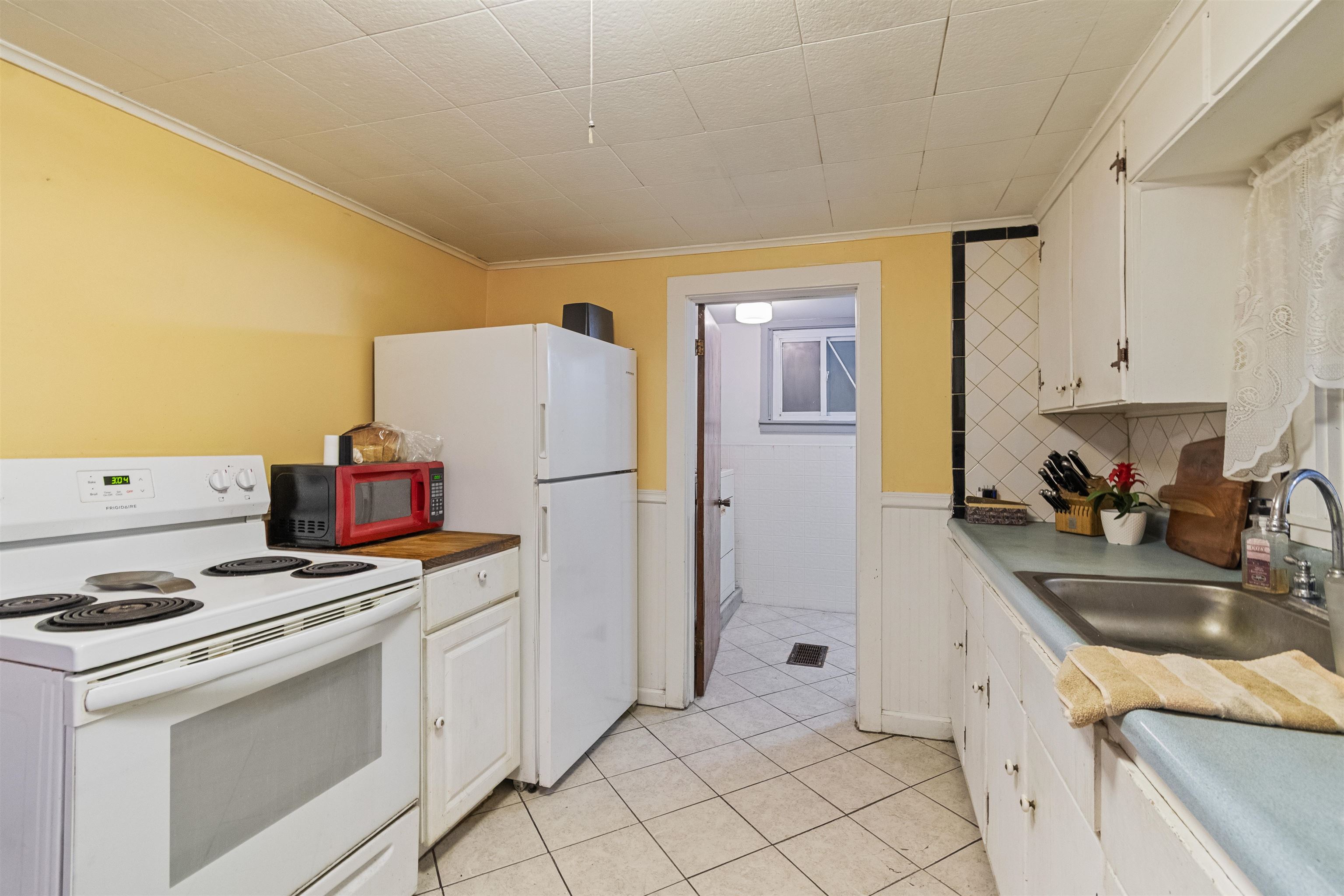 186 North Union Street