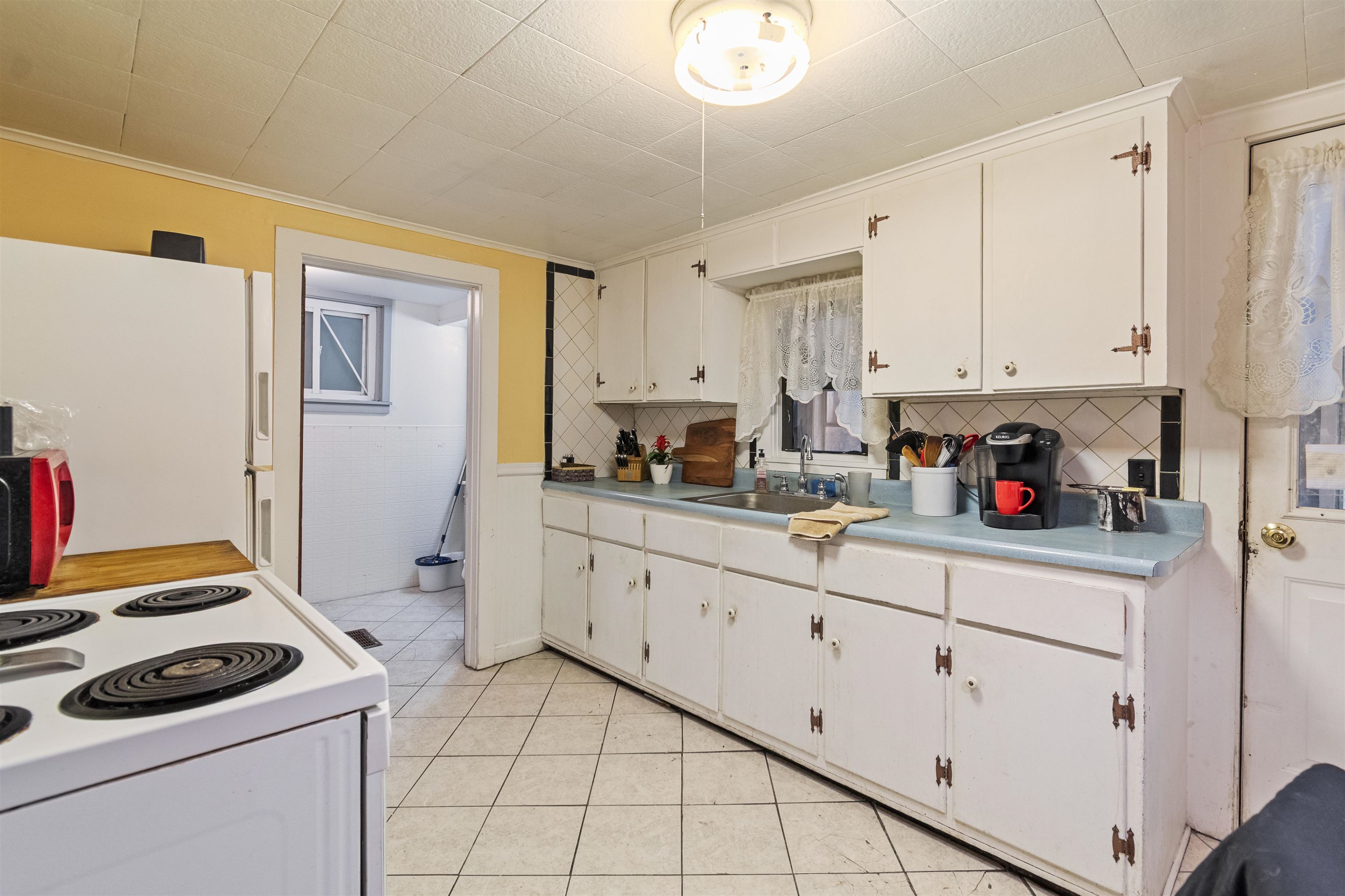 186 North Union Street