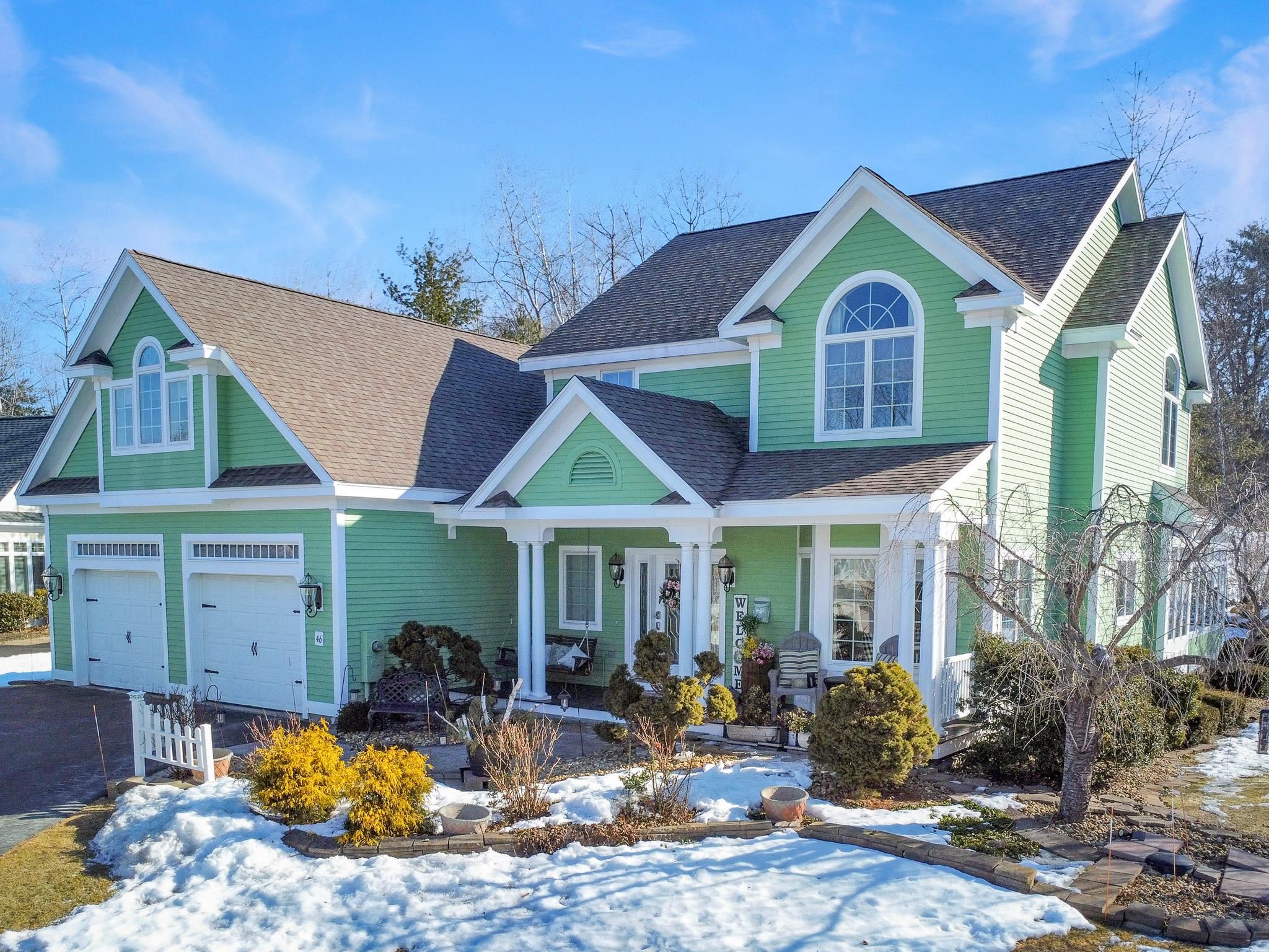 46 Hawkins Glen Drive