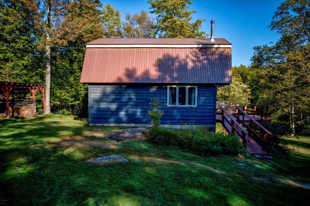 Middlesex, Vermont 05602, United States, 2 Bedrooms Bedrooms, ,1 BathroomBathrooms,Residential,Pending,209990