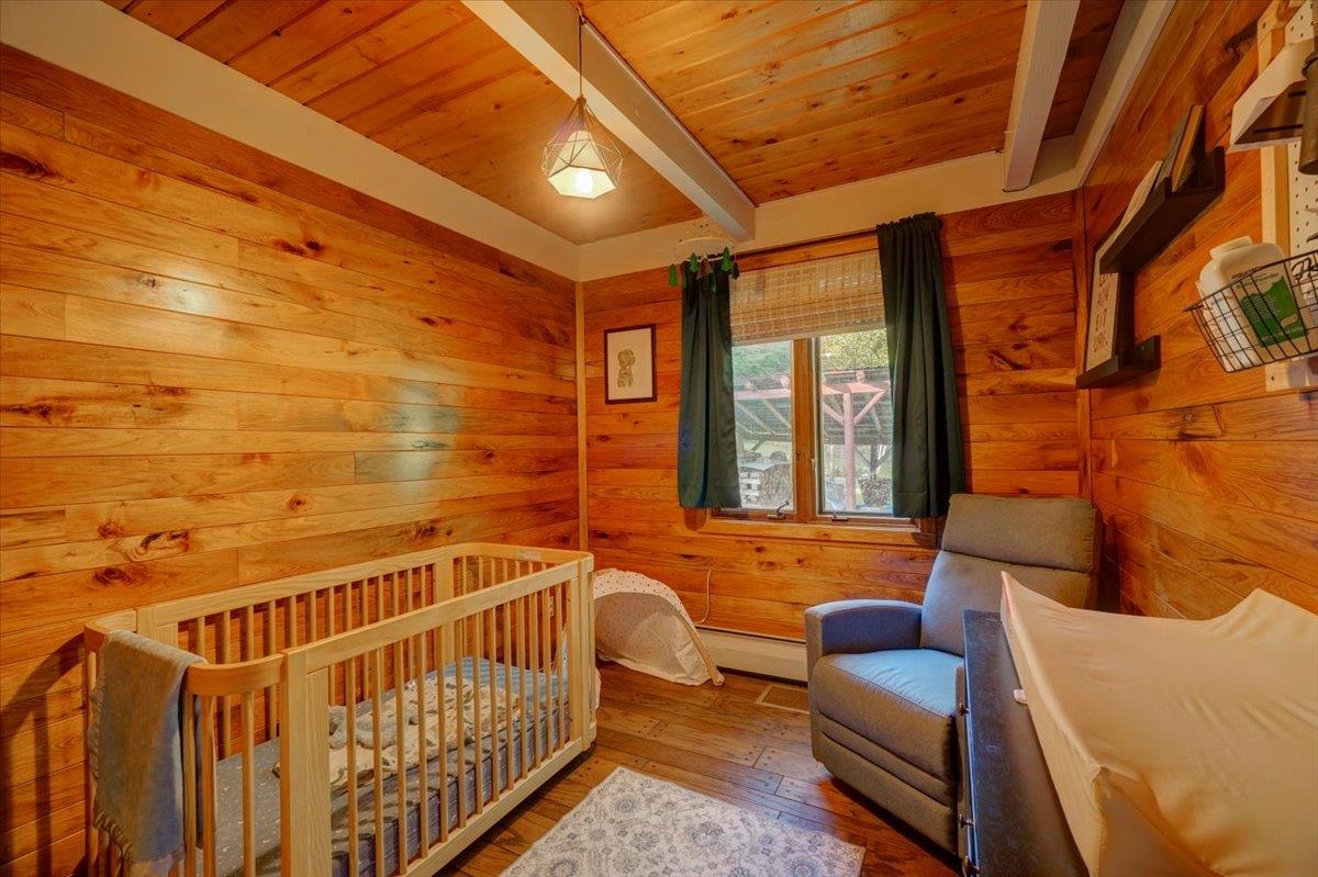 Middlesex, Vermont 05602, United States, 2 Bedrooms Bedrooms, ,1 BathroomBathrooms,Residential,Pending,209990