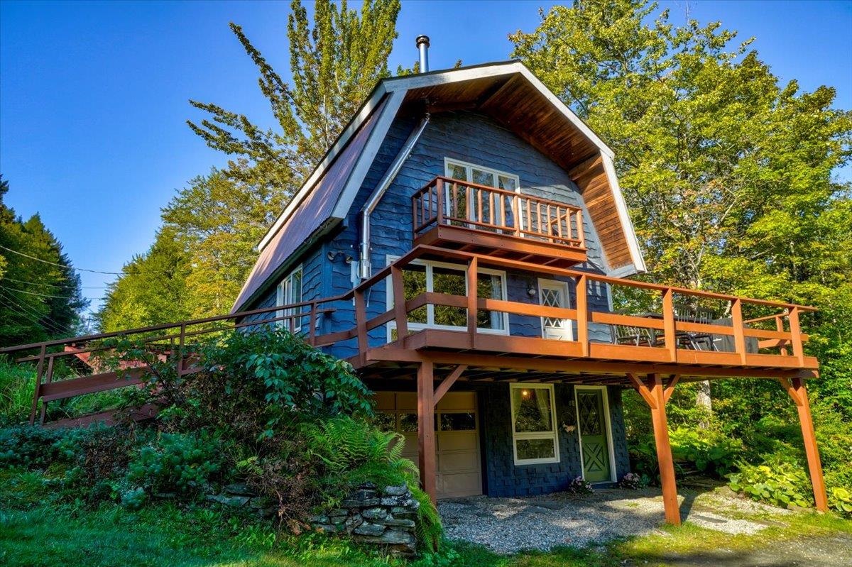 Middlesex, Vermont 05602, United States, 2 Bedrooms Bedrooms, ,1 BathroomBathrooms,Residential,Pending,209990