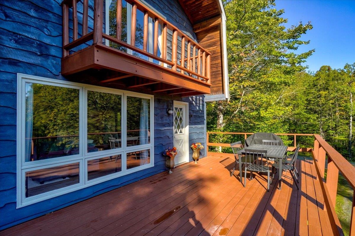 Middlesex, Vermont 05602, United States, 2 Bedrooms Bedrooms, ,1 BathroomBathrooms,Residential,Pending,209990