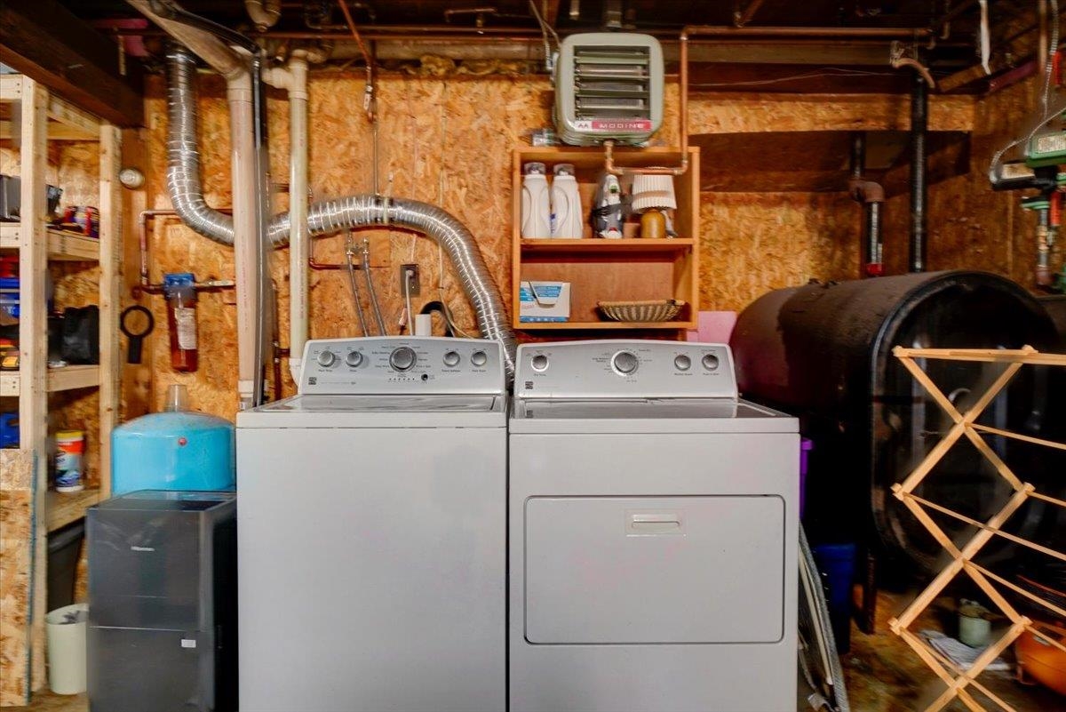 Middlesex, Vermont 05602, United States, 2 Bedrooms Bedrooms, ,1 BathroomBathrooms,Residential,Pending,209990