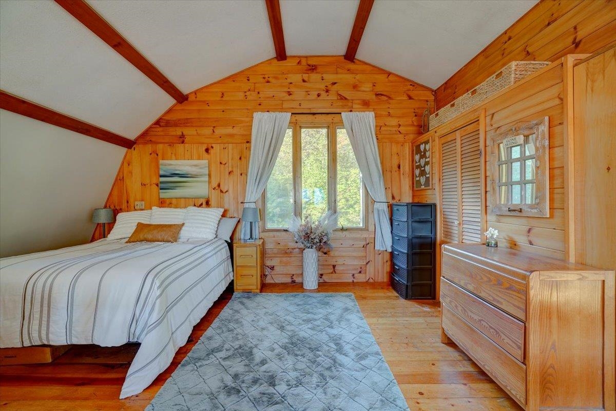 Middlesex, Vermont 05602, United States, 2 Bedrooms Bedrooms, ,1 BathroomBathrooms,Residential,Pending,209990