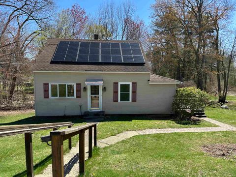 17 Phinney Avenue Manchester NH 03109