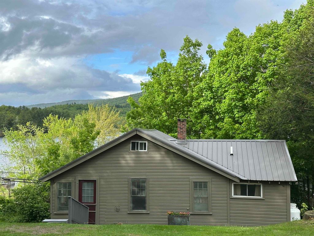 Photo of 26 Don Gerry Road, Bristol, NH 03222 (MLS # 5078269)