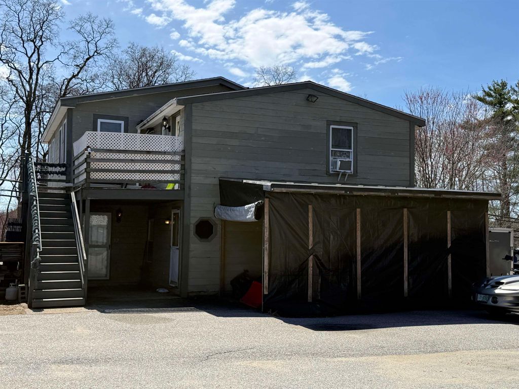 Photo of 1268 Hanover Street, Manchester, NH 03104 (MLS # 5083721)