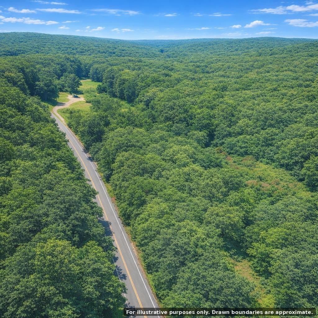 Photo of 152 South Summer Street, Nottingham, NH 03290 (MLS # 5083486)