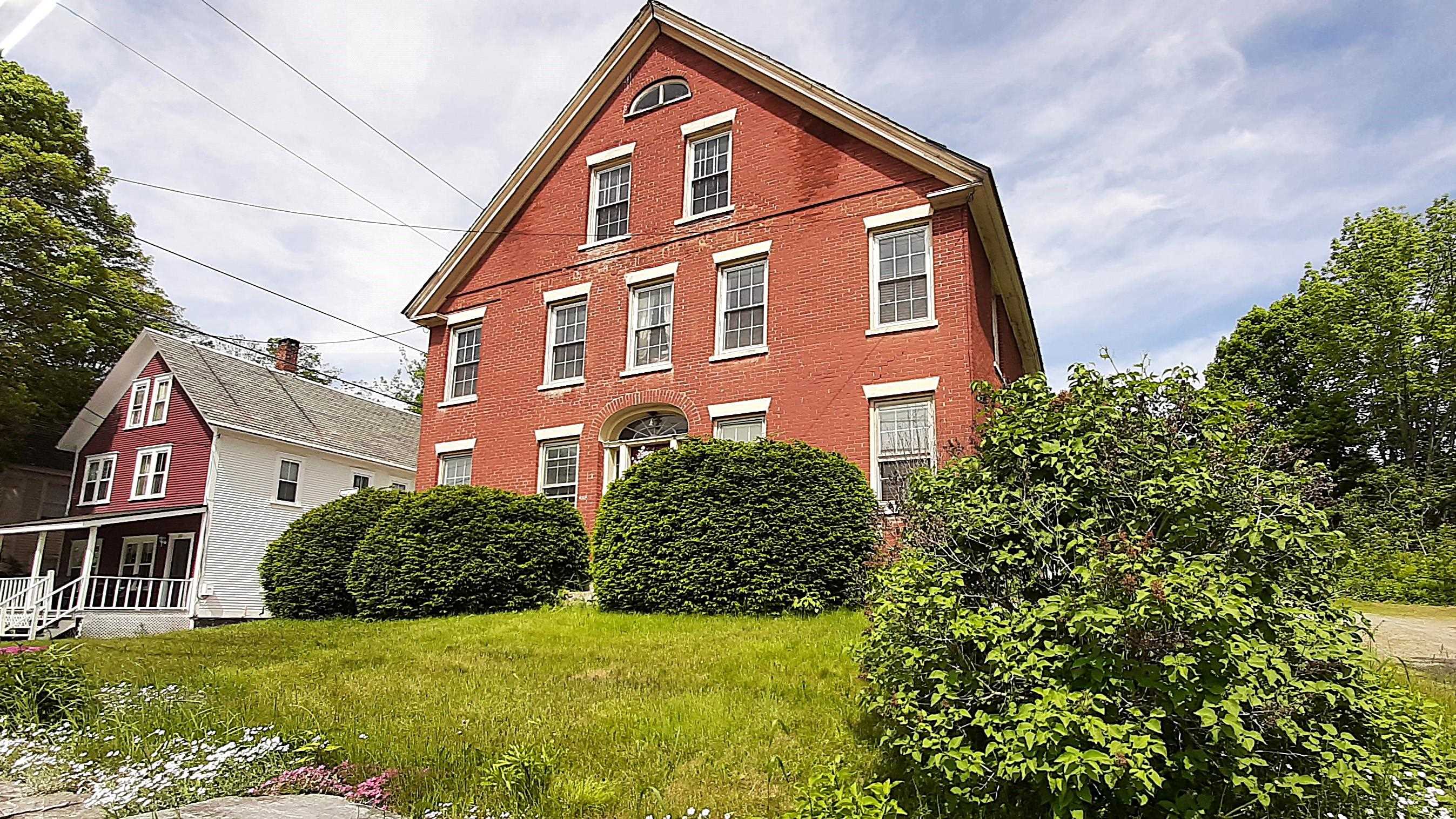 643 Main Street