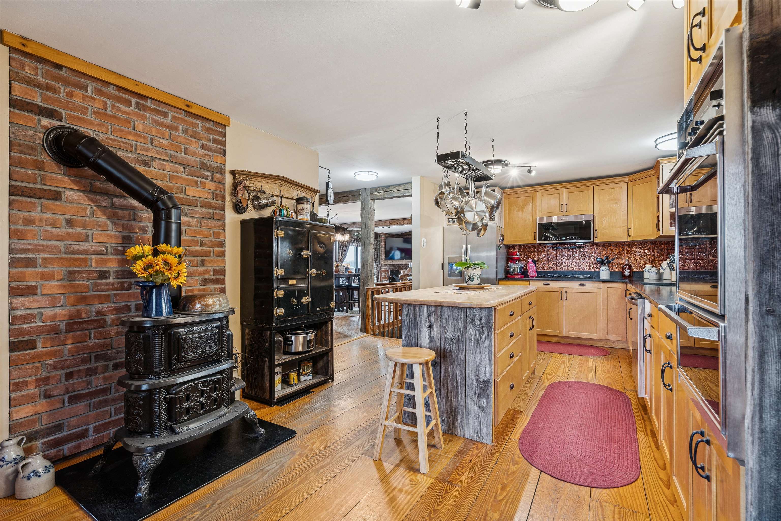 867 East Bethel Road