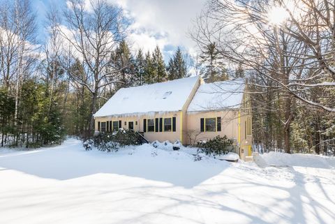 Photo of 490 Meredith Center Road, Laconia, NH 03246 (MLS # 5075721)