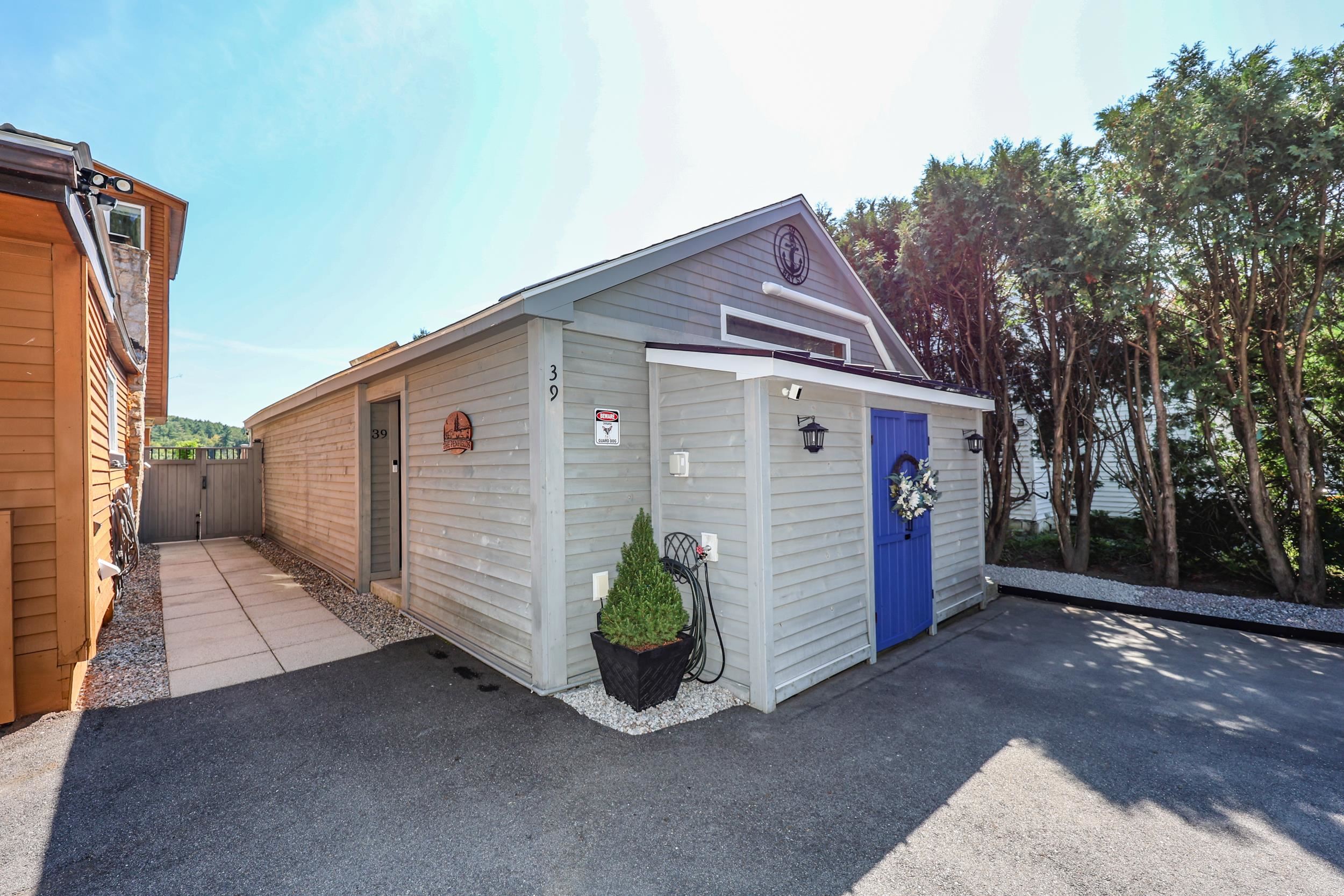 39 Bay Street