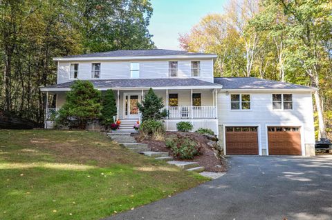 24 Ledgewood Road Bedford NH 03110