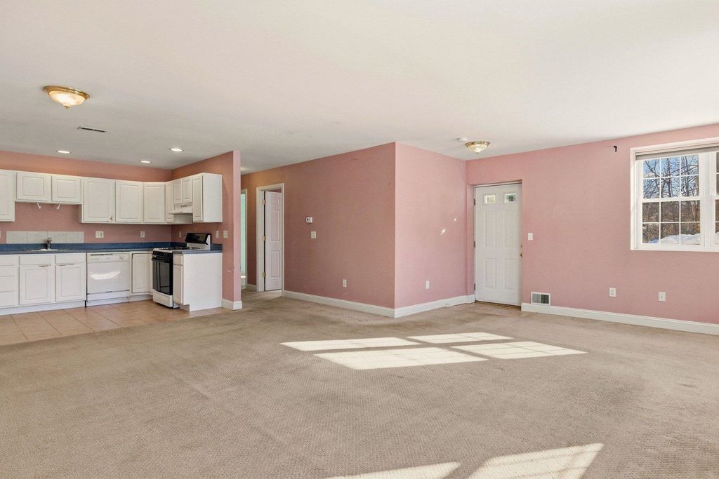 Photo of 95 Court Street #1, Exeter, NH 03833 (MLS # 5075729)