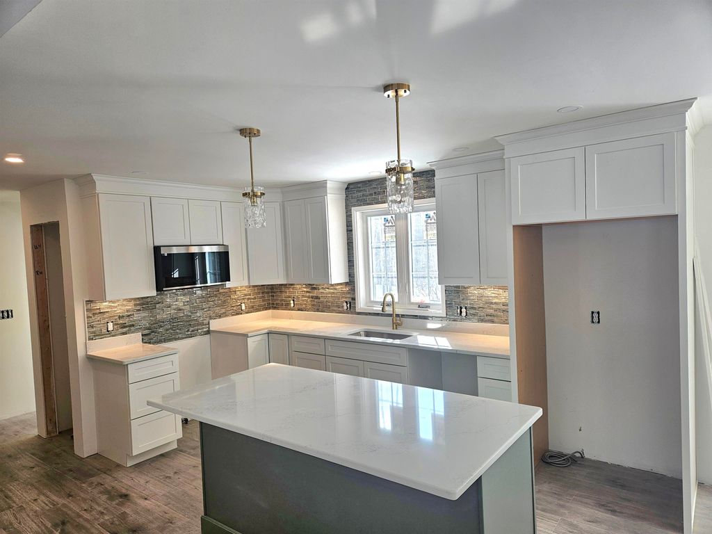 Photo of 8 Bay Road, Farmington, NH 03835 (MLS # 5068121)