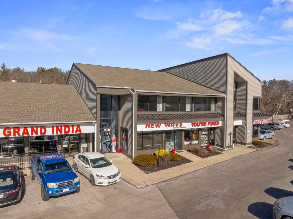 Photo of 264 NORTH BROADWAY Road #204 A, Salem, NH 03079 (MLS # 5066719)