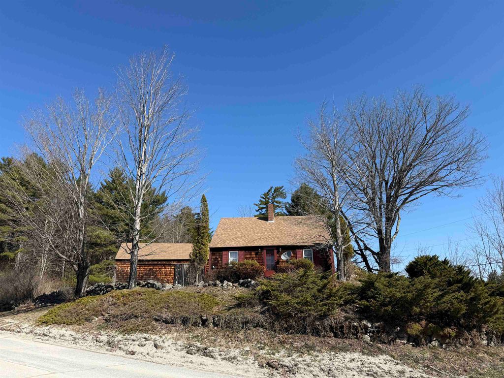 Photo of 7 Newell Road, Newbury, NH 03255 (MLS # 5082159)