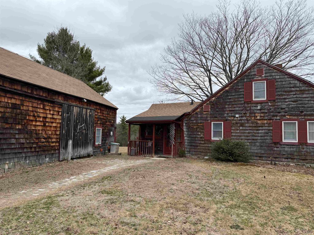 Photo of 7 Newell Road, Newbury, NH 03255 (MLS # 5082159)