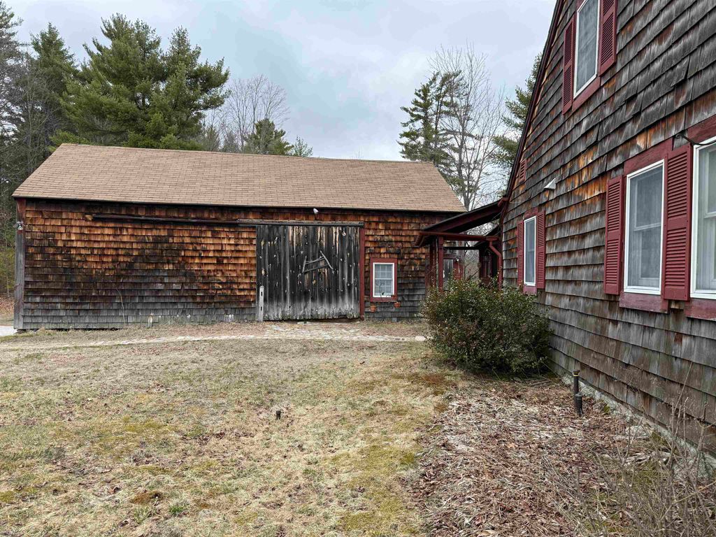 Photo of 7 Newell Road, Newbury, NH 03255 (MLS # 5082159)