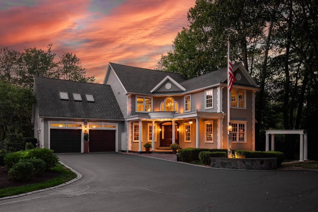 Photo of 4 Kildary Drive, Stratham, NH 03885 (MLS # 5059825)