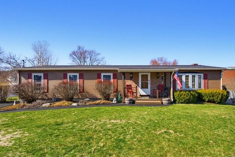 129 Brady Circle Manchester NH 03109