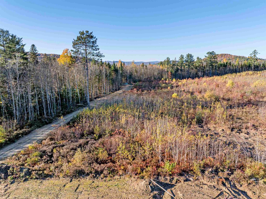Photo of 1 McIntyre Road, Dalton, NH 03598 (MLS # 5022031)
