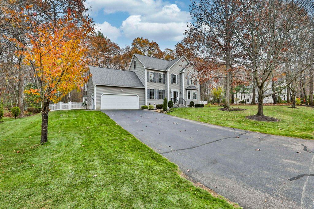 Photo of 509 Ashley Drive, Pembroke, NH 03275 (MLS # 5068998)